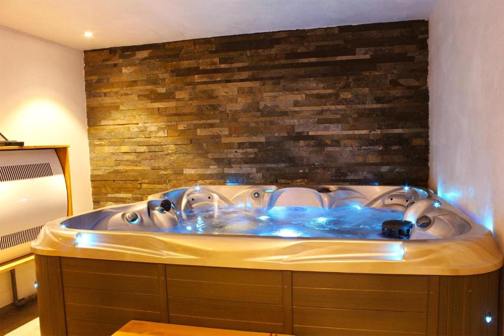 Madame Vacances Chalet Acajuma room 6