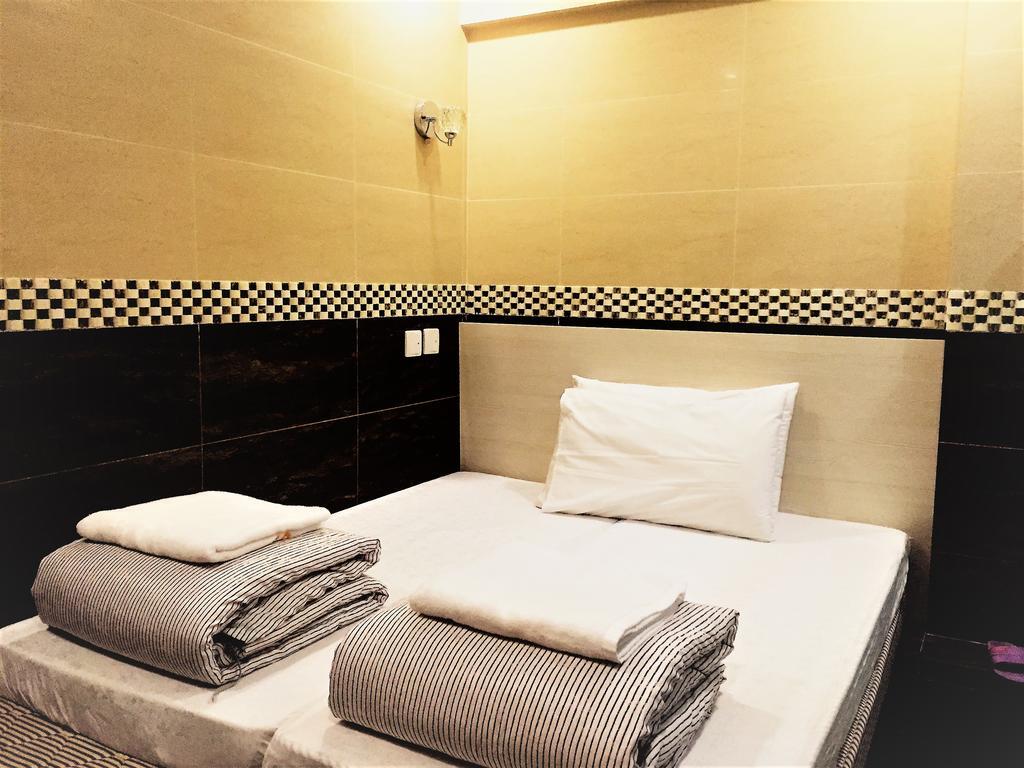 Ajit Guest House room 5