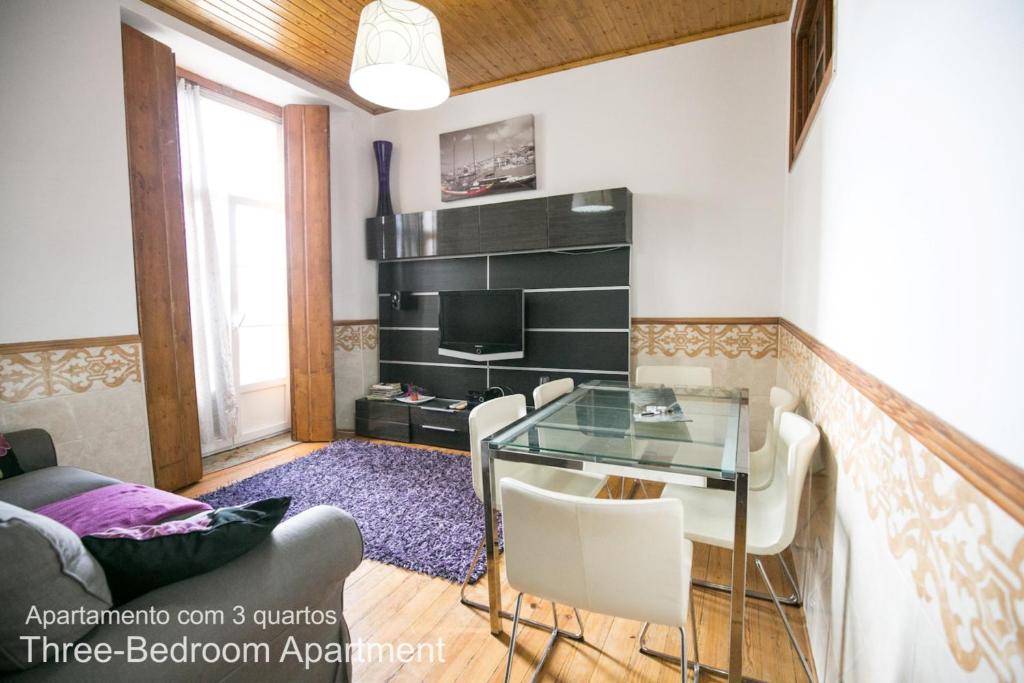 Akicity Alfama Classic room 6