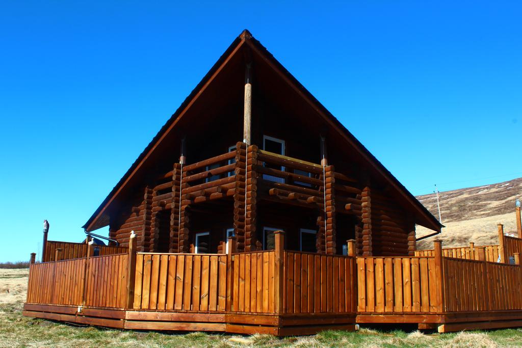 Akureyri Log Cabin room 5