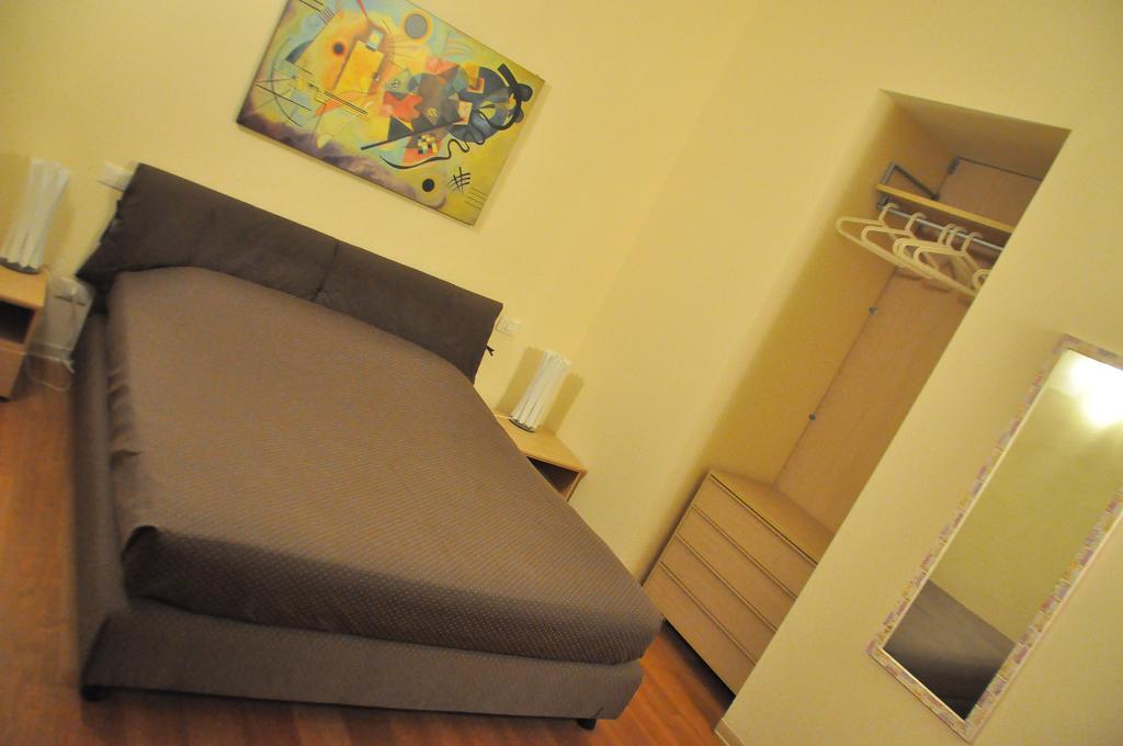 B&B Al Canto del Cavour room 2