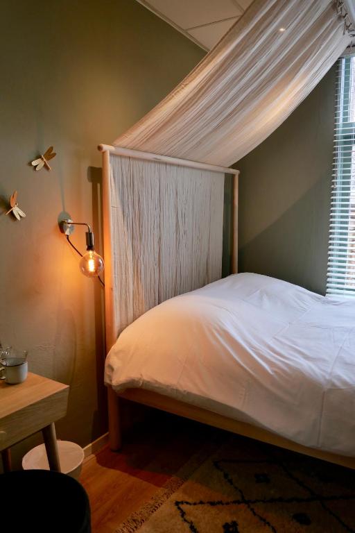 Alkmaar City Rooms room 6
