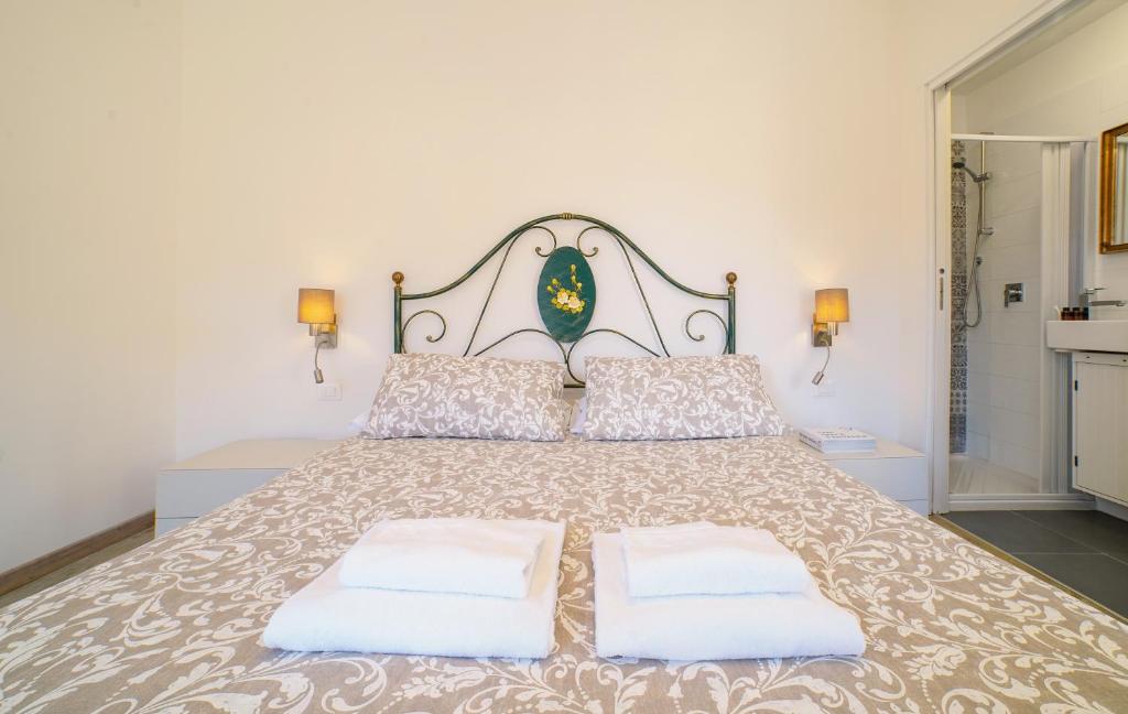 Amorucci House room 6