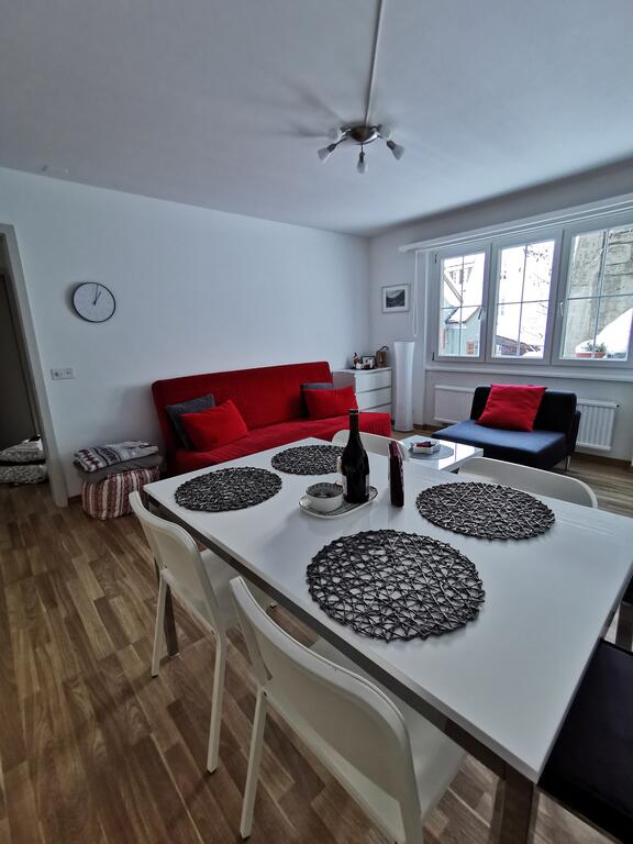 4P Apartment Andermatt room 2