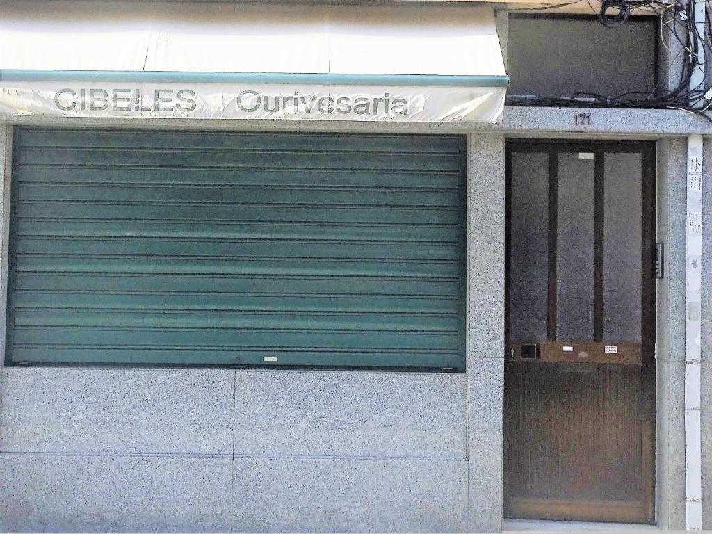 Cozy Central Apart Porto room 4