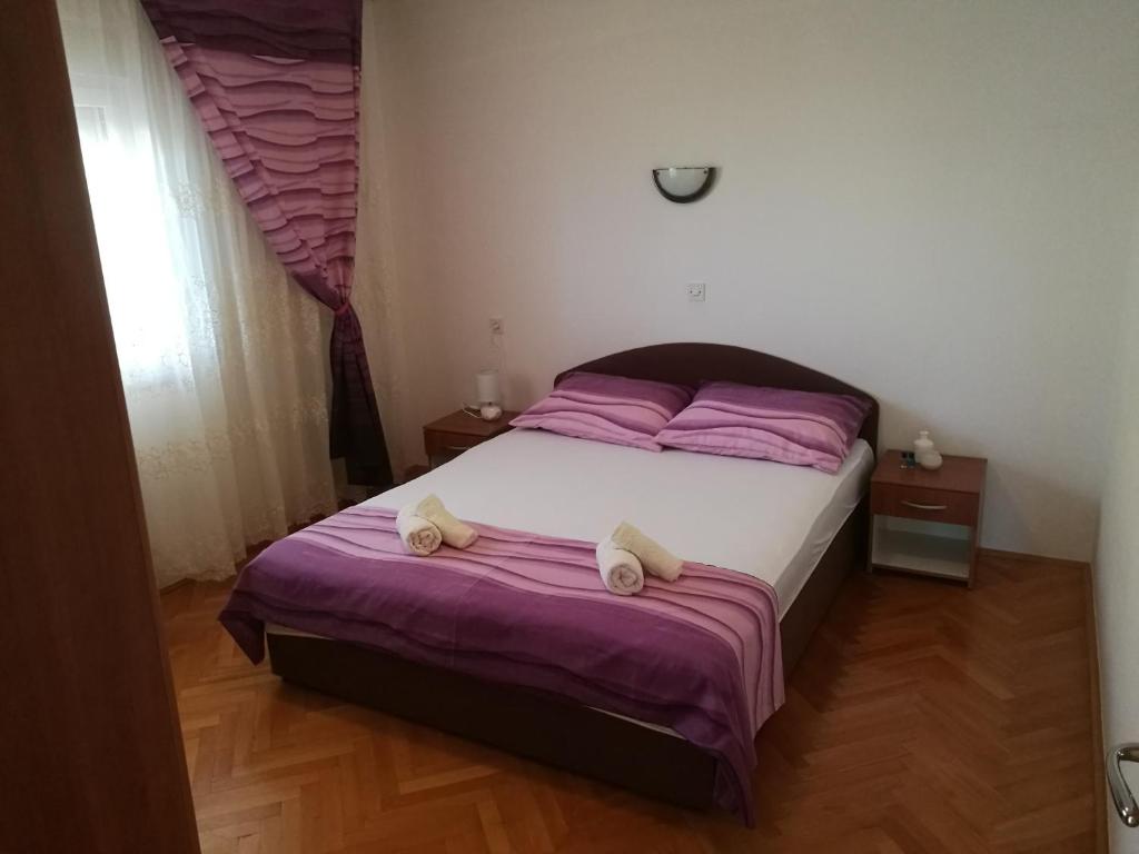 Apartman Martinovic room 2