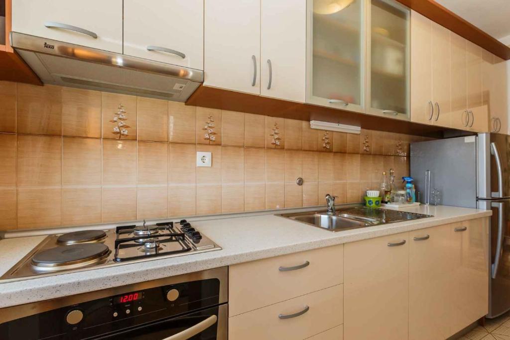 Apartman Martinovic room 5