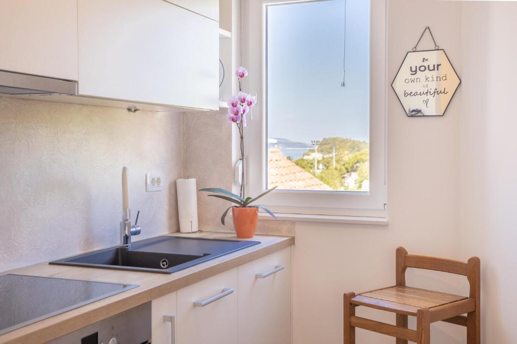 Apartman Perla Makarska room 3