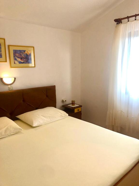 Apartmani Anamar Supetarska Draga room 1