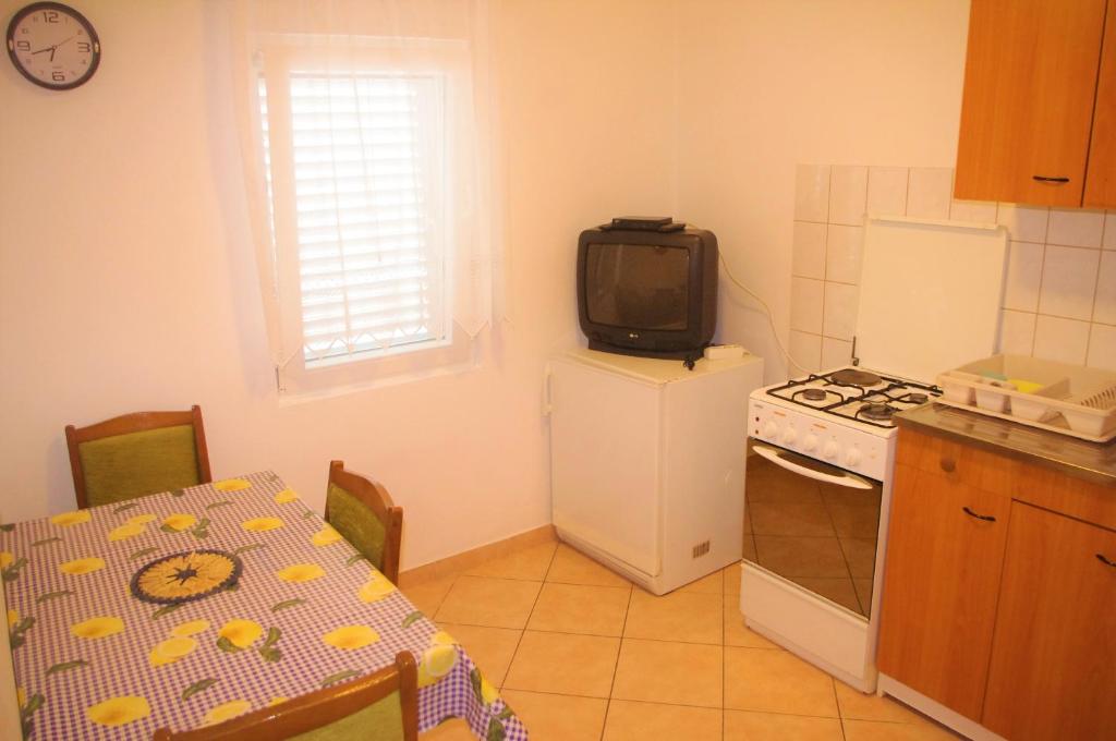 Apartmani Gama room 6