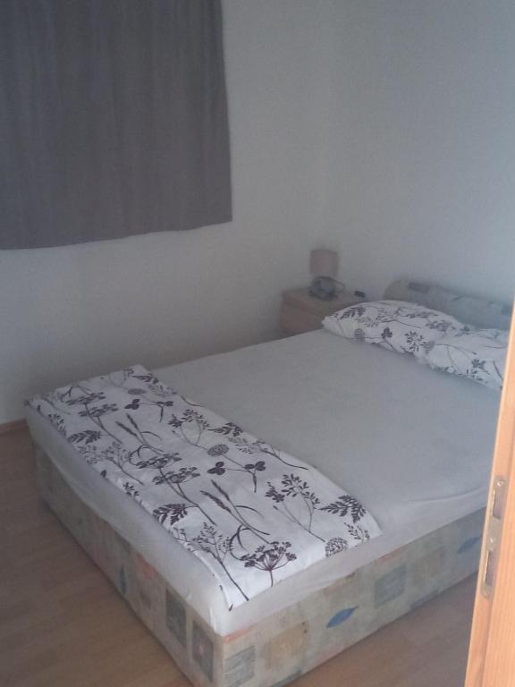 Apartmani HELENA Vir room 6