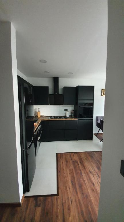Apartmani Lola room 1