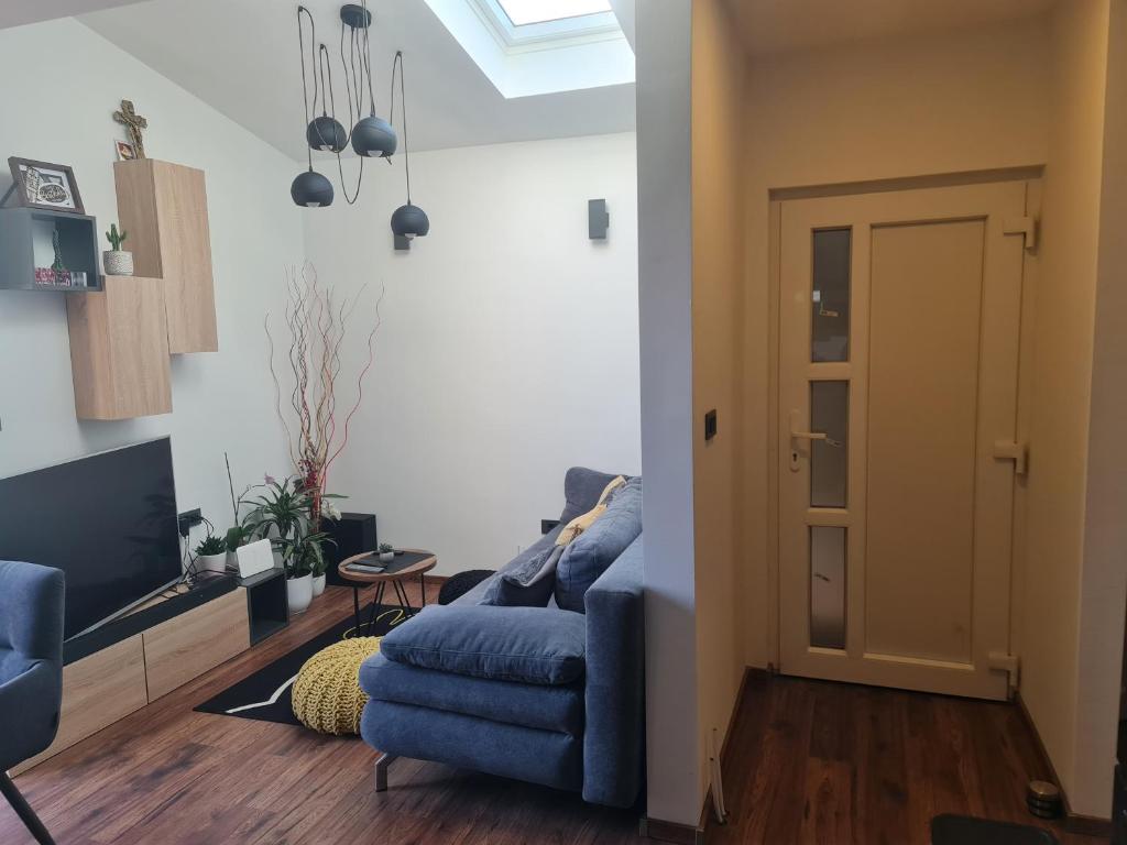 Apartmani Lola room 6