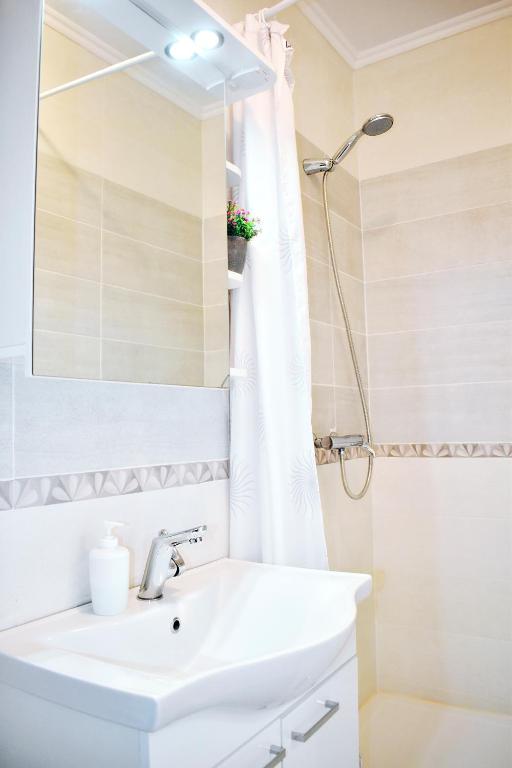 Apartmani Lovrenčić room 6