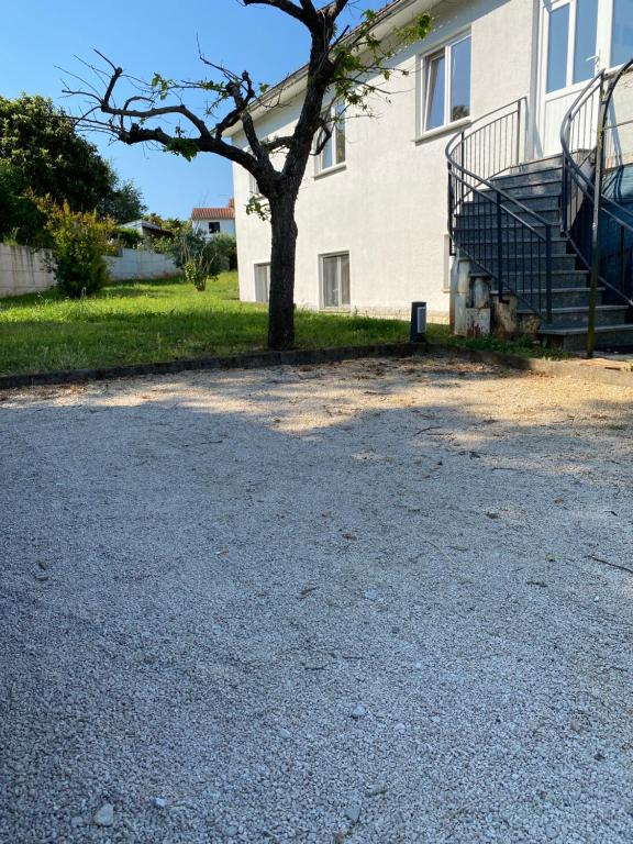 Apartmani Marinac room 1