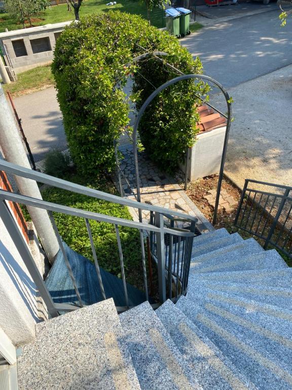 Apartmani Marinac room 4