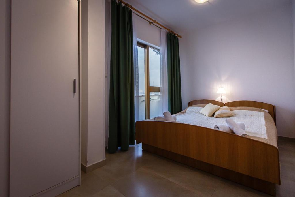 Apartmani Maris III room 5