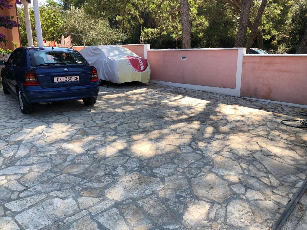 Apartmani Mišak room 2