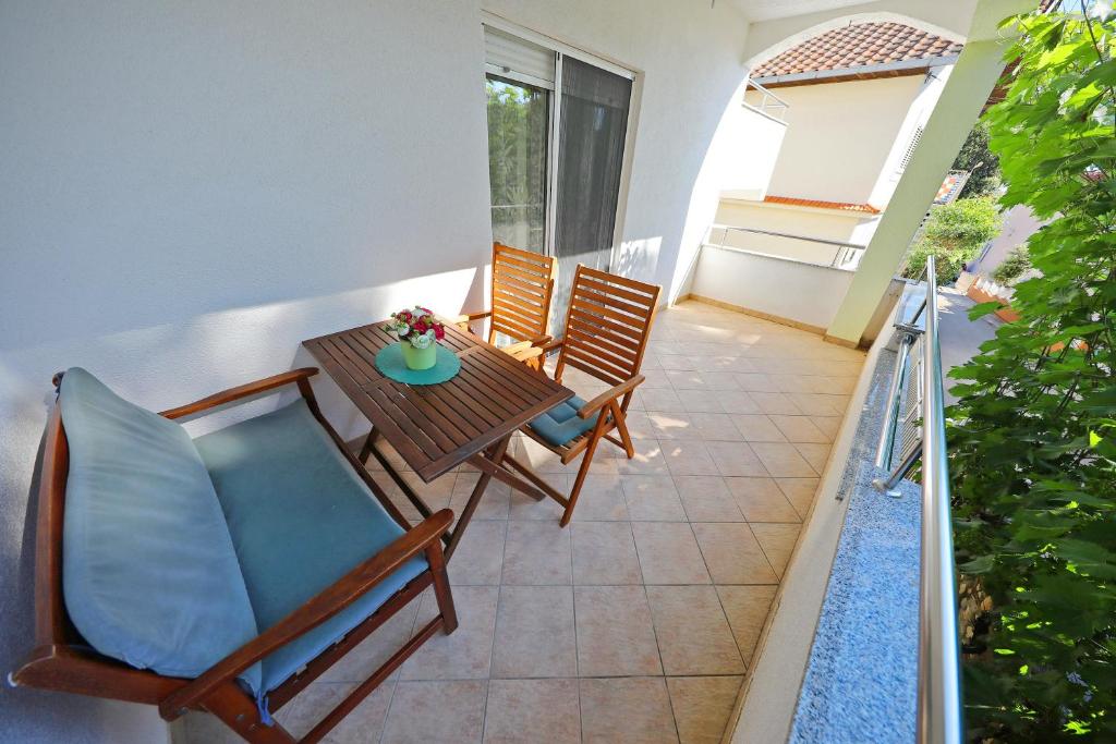 Apartmani Nada Super room 3