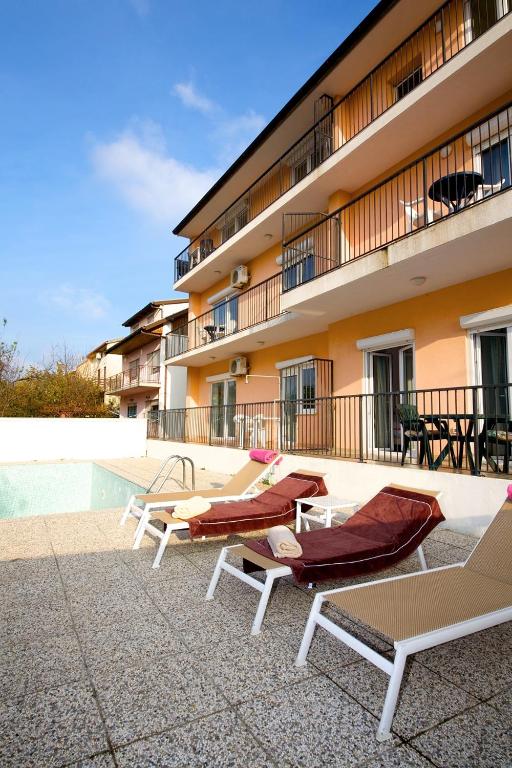 Apartmani Paliska room 6