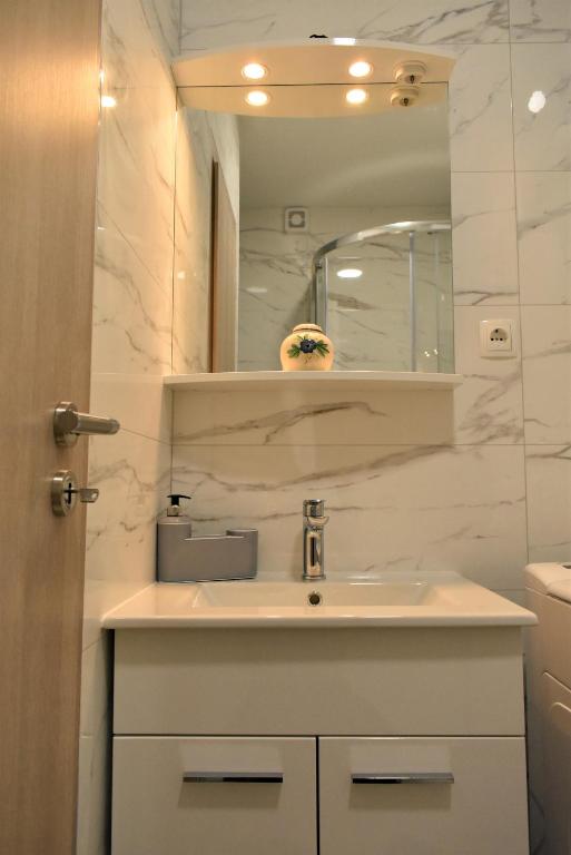 Apartmani Škorpion room 3