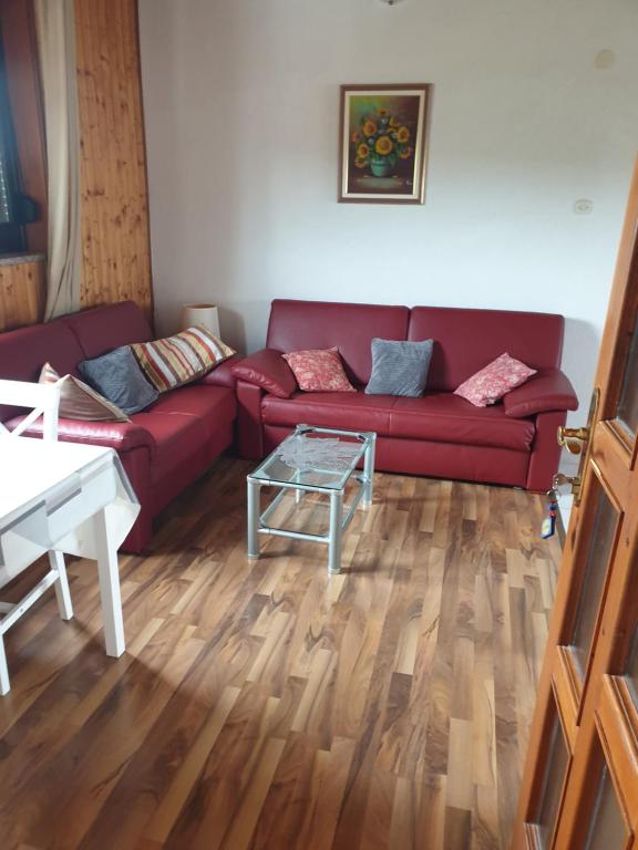 Apartment Betty room 2