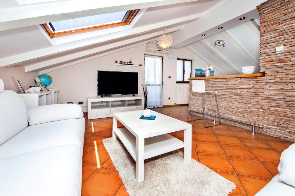 Apartment Camelia room 2
