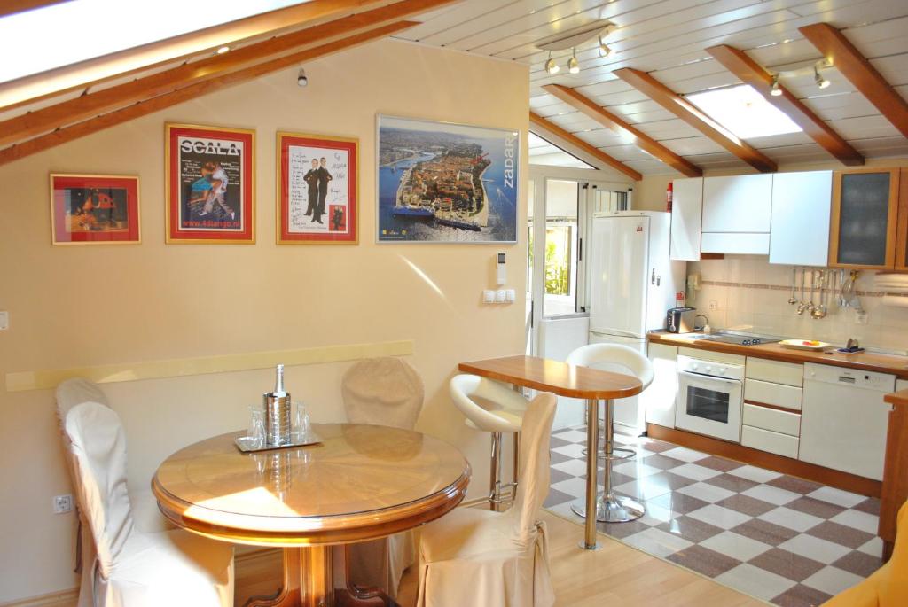 Apartment Eva room 1