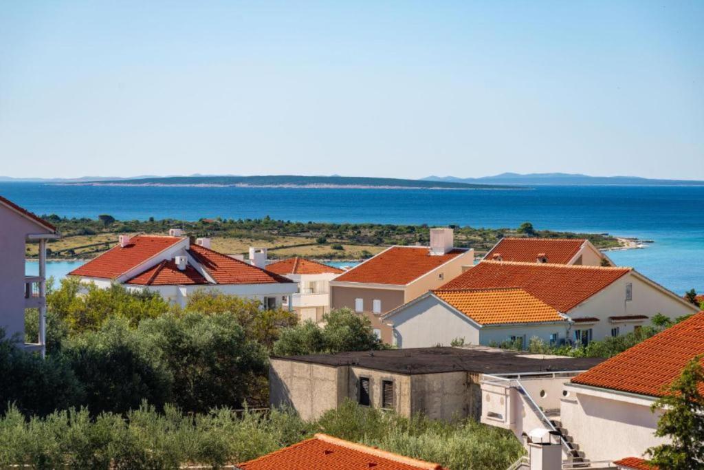 Apartments 4 You room 3