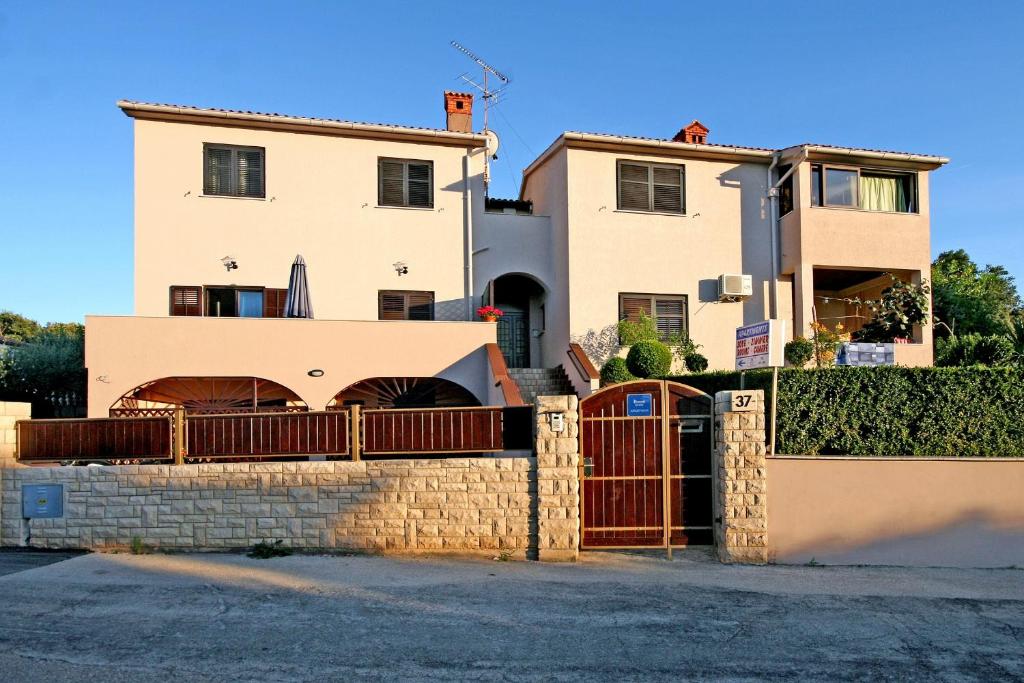 Apartments Duda room 3