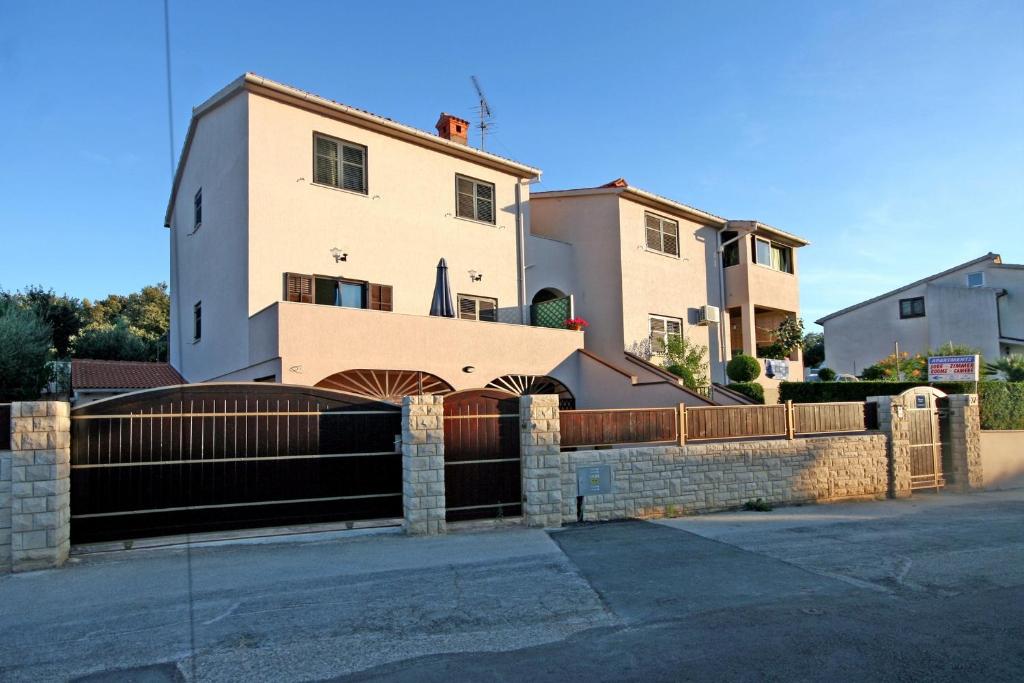 Apartments Duda room 4