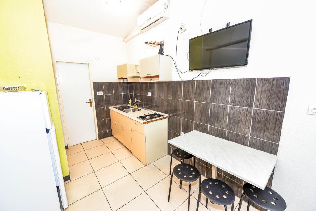 Apartments Emma room 2