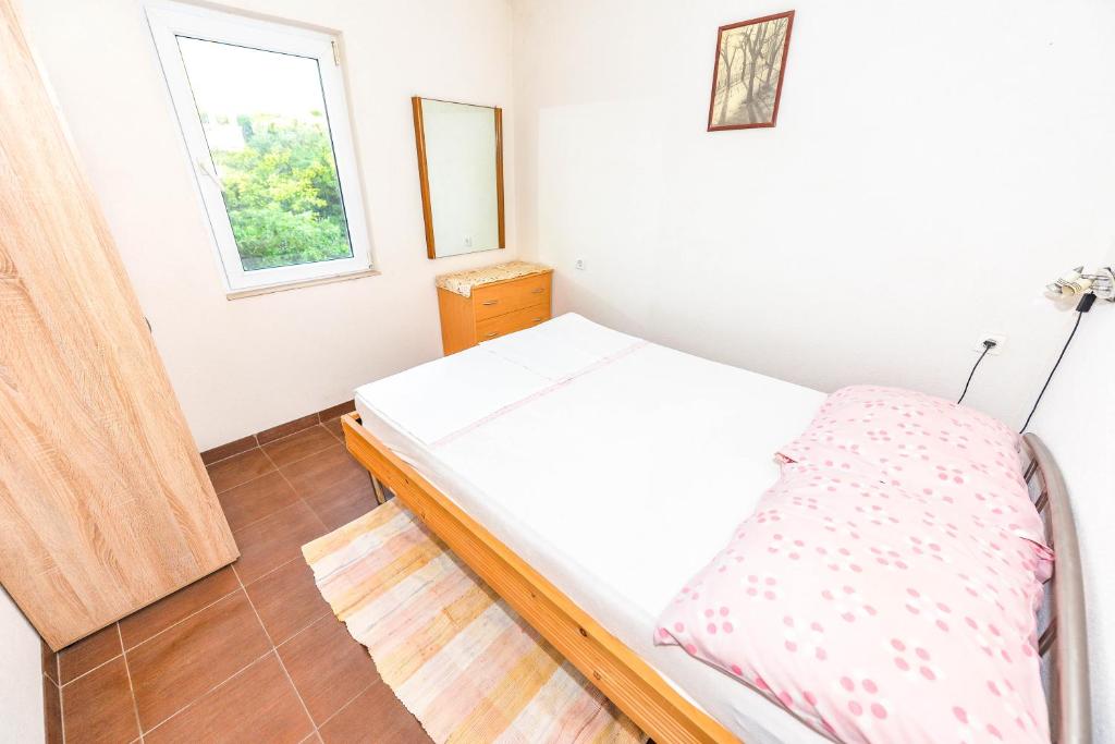 Apartments Emma room 3