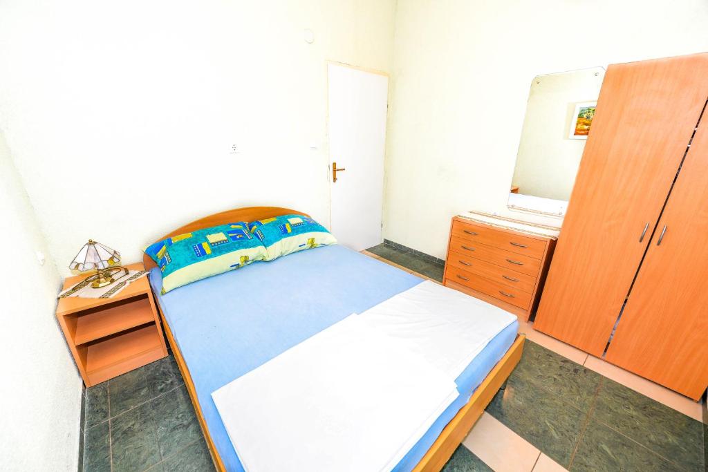 Apartments Emma room 5