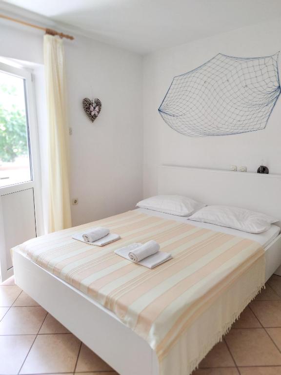 Apartments Kasalo room 4