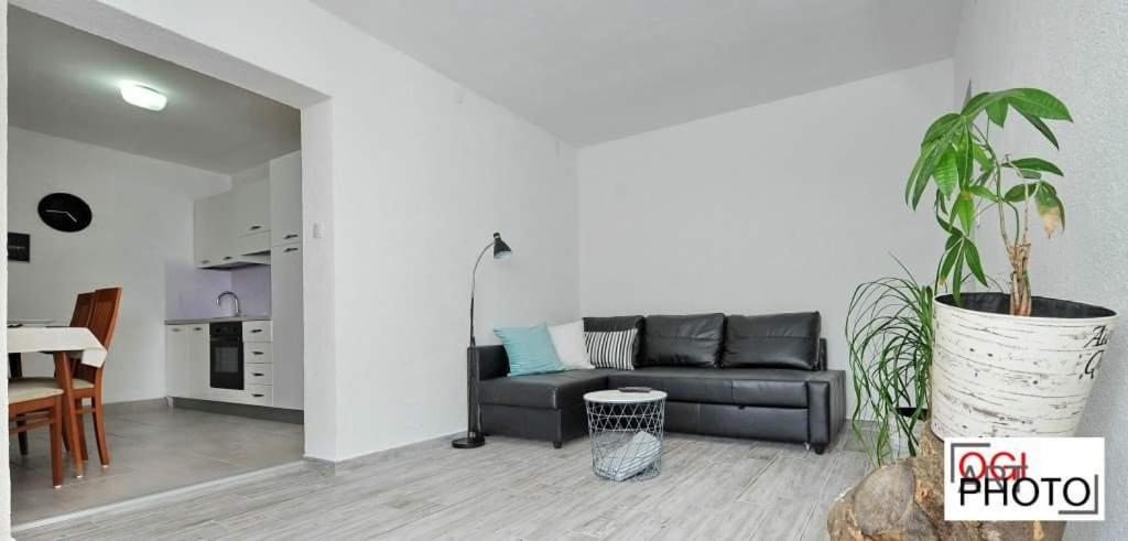 Apartments Marcela room 5