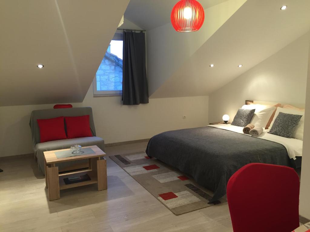 Apartments Toni room 6