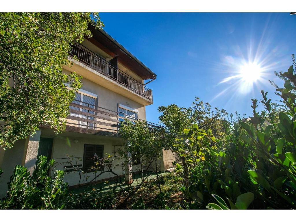 Apartments Velebit room 1