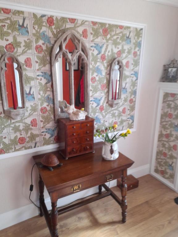 Bastwick House B&B room 2