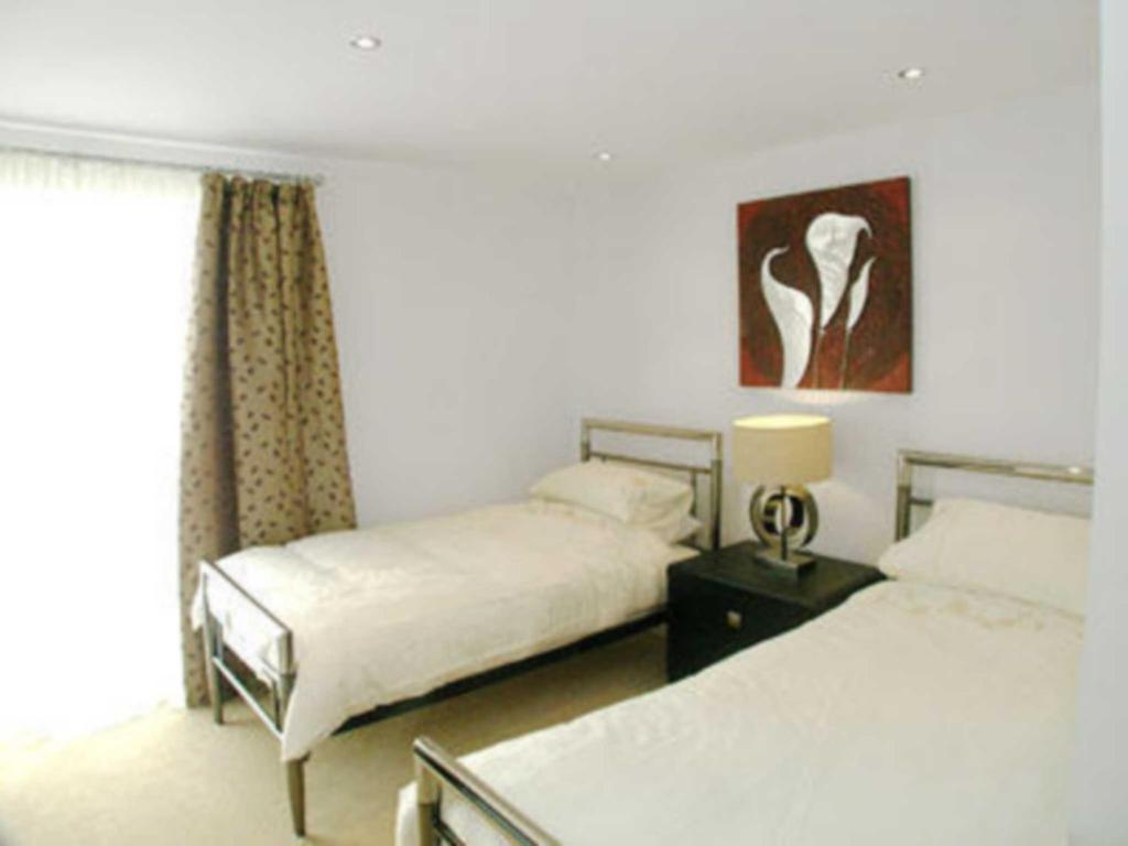 Beachview room 6