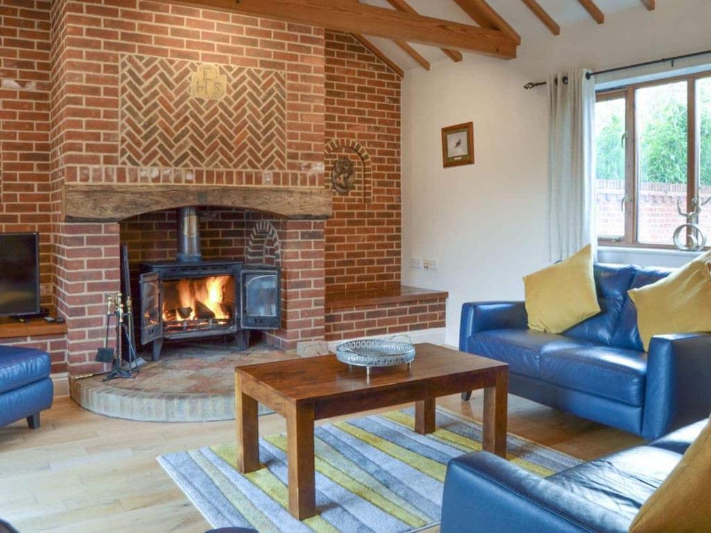 Beech Barn room 5