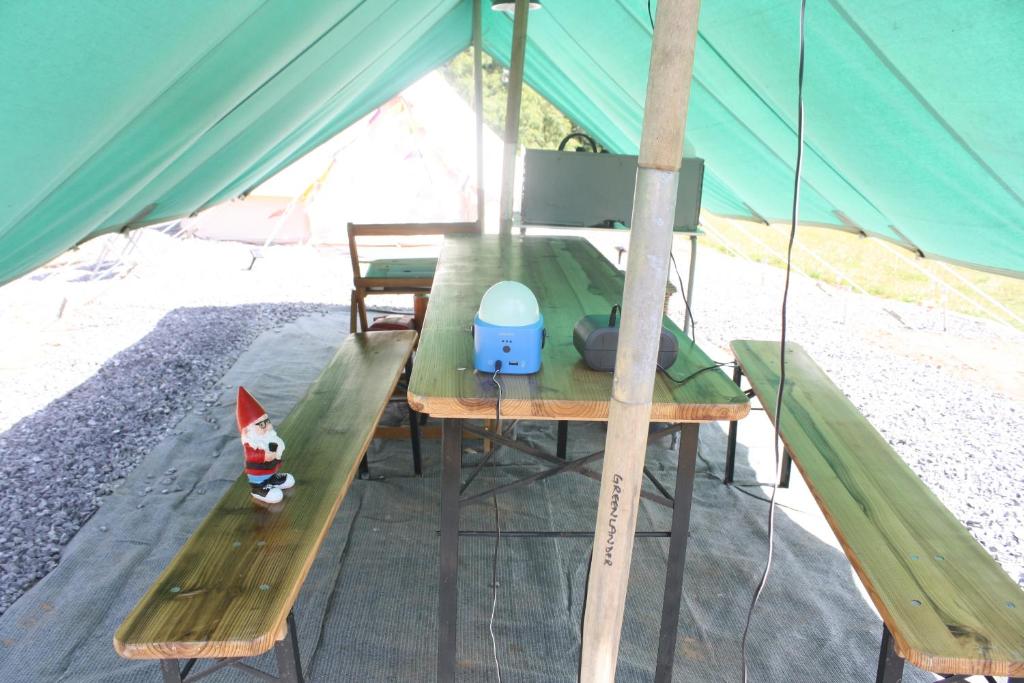 The Valley Bell Tent room 3
