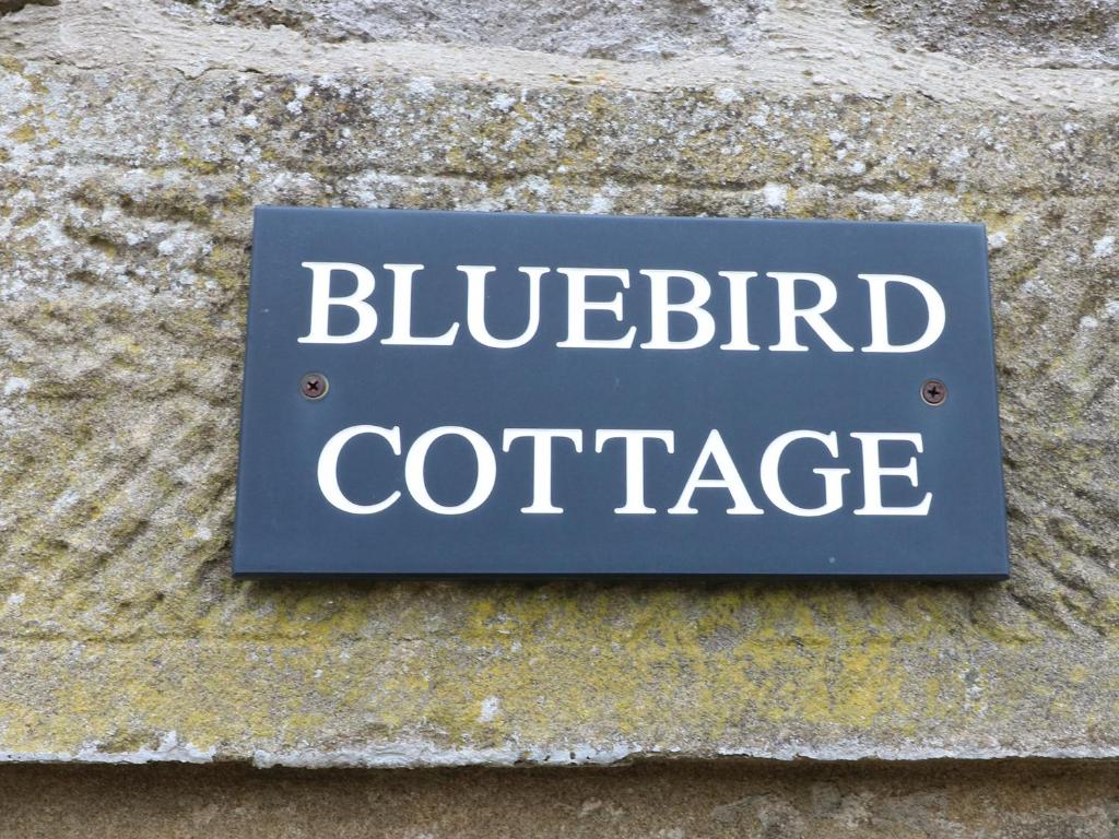 Bluebird Cottage room 2