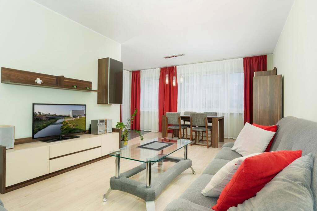 Apartments Poznań Brzask by AM&PM Rentals room 1