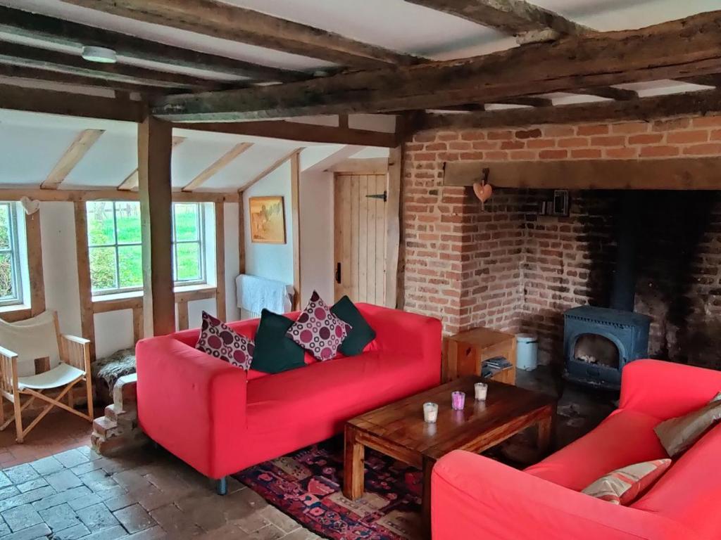 Burnt House Cottage room 1