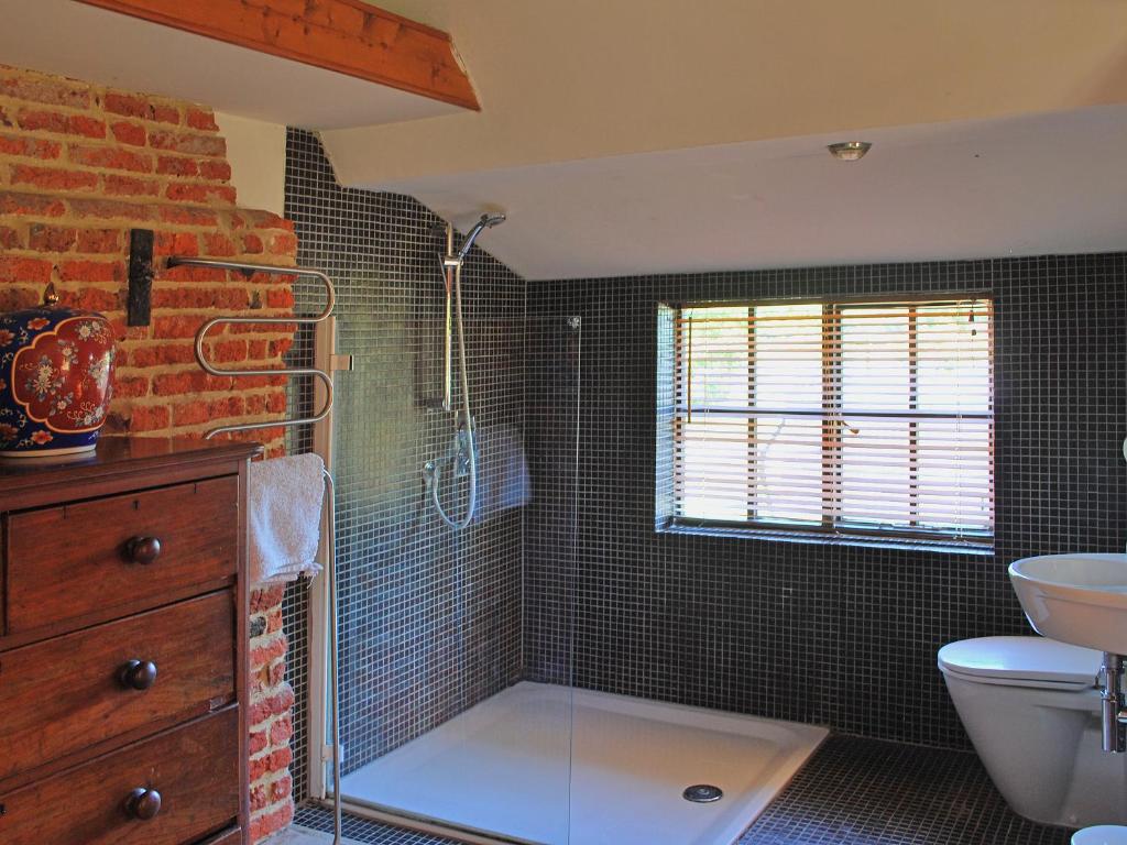 Burnt House Cottage room 6