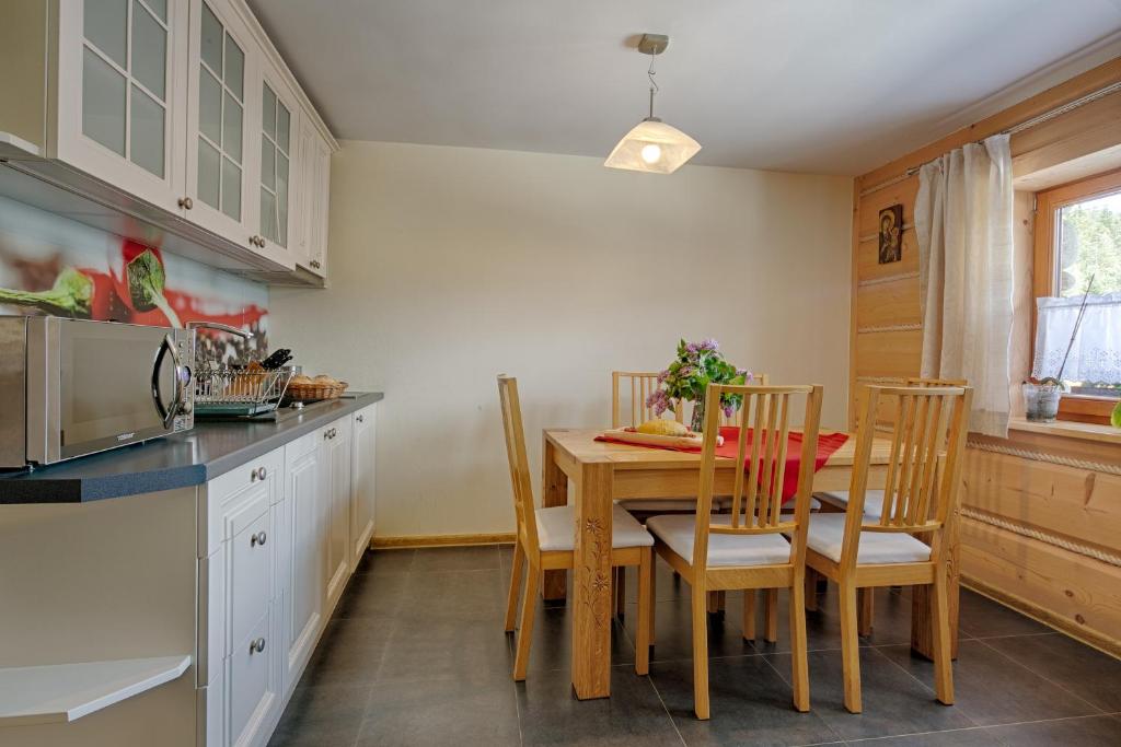 Apartamenty i Pokoj Widokowa Chata room 6