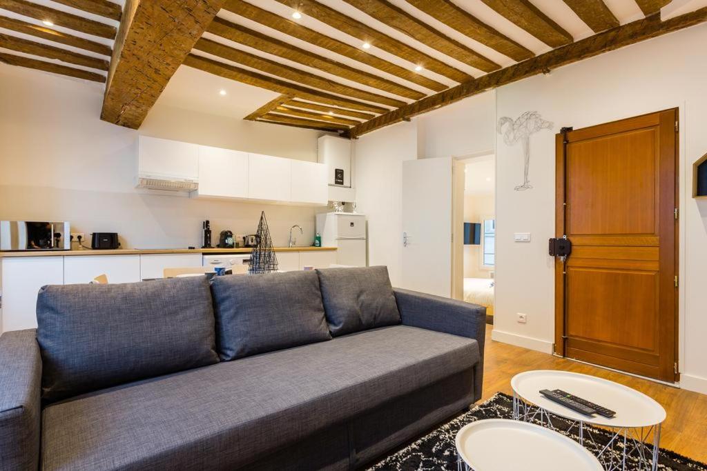 CMG Bastille - Voltaire I room 1