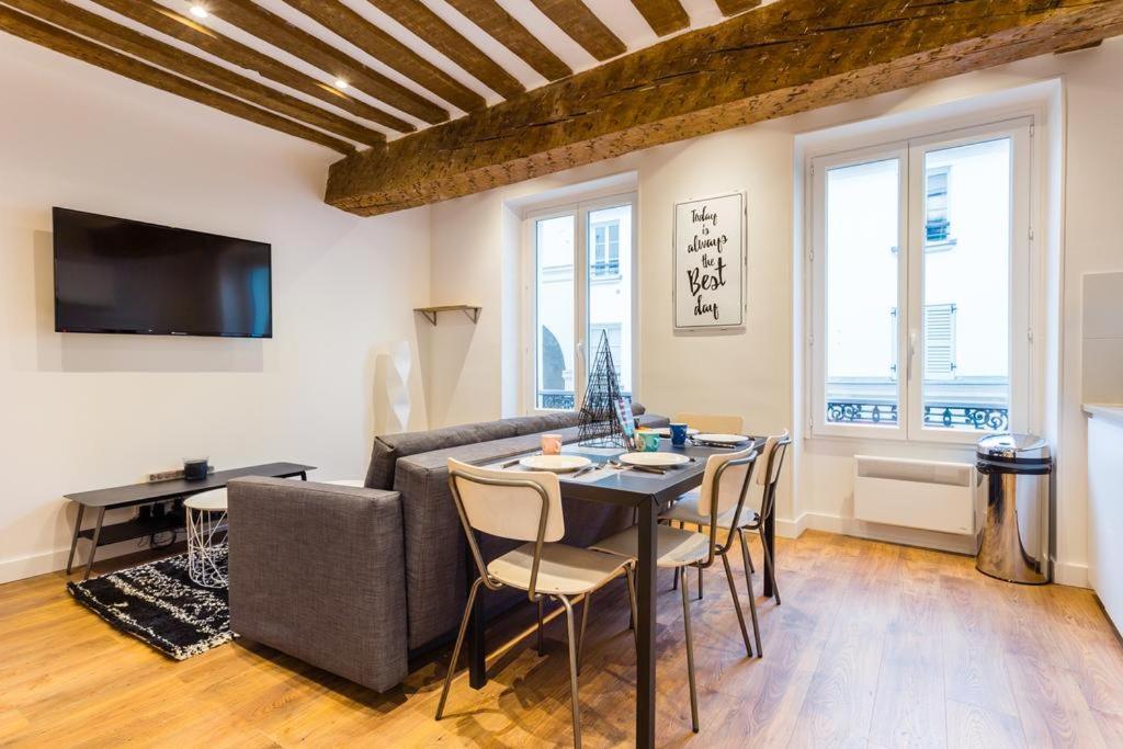 CMG Bastille - Voltaire I room 2