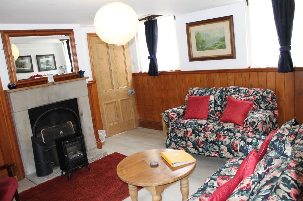 Coach House Cottages room 5